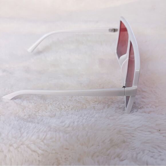 Ivonne White & Pink Oversized Square Sunglasses - Picture 6 of 8